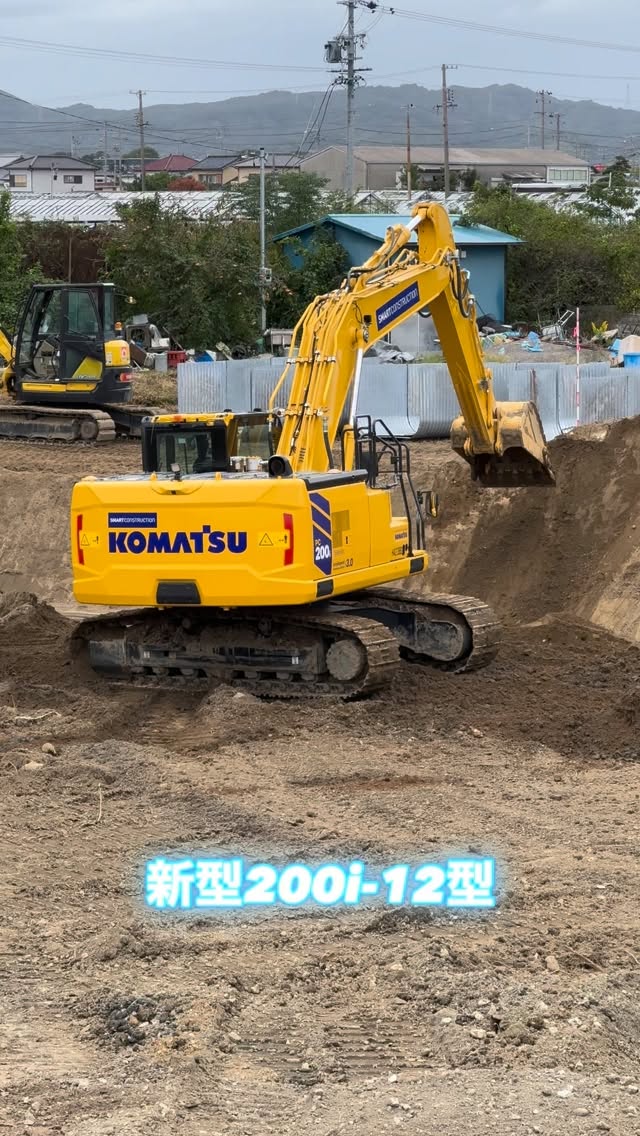 新型コマツ200i-12型 デモ機
♂️▷︎ict建機オペレータ+重機オペレータ5名
🚛▷︎大型ダンプドライバー 1名
🦺▷︎現場監督 2名
🛠▷︎土木作業員 2名
▷︎好業績+高待遇︎
🤝▷︎下請業者様or協力業者様募集中︎
️好業績により随時求人募集中♂️
《募集要項》
採用形態 正社員
社会保健完備
賞与〈3回〉うち決算賞与1回
勤務地 静岡県西部
勤務時間 8:00〜17:00
休日休暇 隔週第2第4土曜日 日曜日
GW 夏季休暇 年末年始 有給休暇
福利厚生
資格所得補助有り
︎若手活躍しています
︎女性も活躍しています
第一建設は未来現場で盛々働いています
静岡県内でICT建機を保有しており
正確で早い工事が自慢です。
詳しくはこちら
@daiichi64
有限会社 第一建設
静岡県磐田市緑ヶ丘1番9号
0538-33-8015
地域を守り地図に載る大きな仕事に
興味がある方はDMにてメッセージください
︎一緒に未来現場で働く仲間募集中︎
未経験者の方でも興味頂けましたら気軽にご連絡コメントお待ちしております️
DM・LINE・TELでもご連絡いただけます
⛑詳細はHPへ⛑
https://recruit.daiichikensetsu.jp/